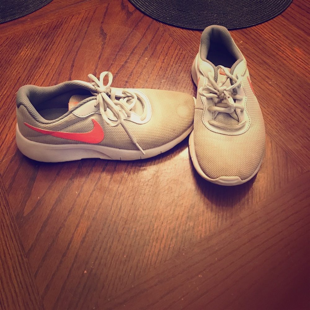 Little girl Nike tennis shoes