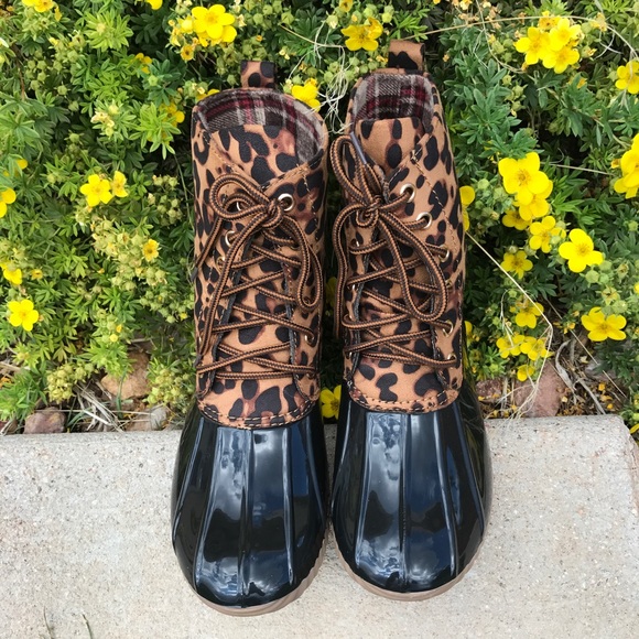 LAST TWO! << Leopard Print Duck Boots Rain Boot >> - Picture 3 of 6