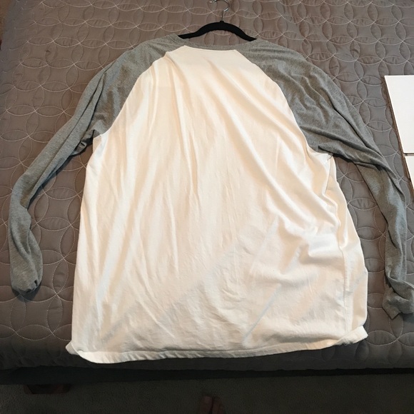 long sleeve baseball shirt - Picture 3 of 3
