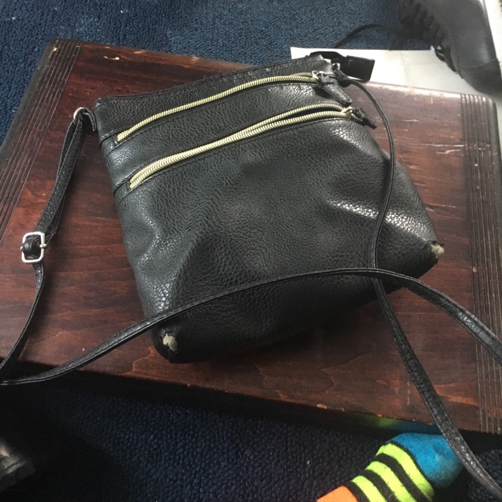 Basic Black Purse