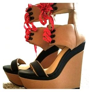 Gwen Stefani Stiletto Wedges