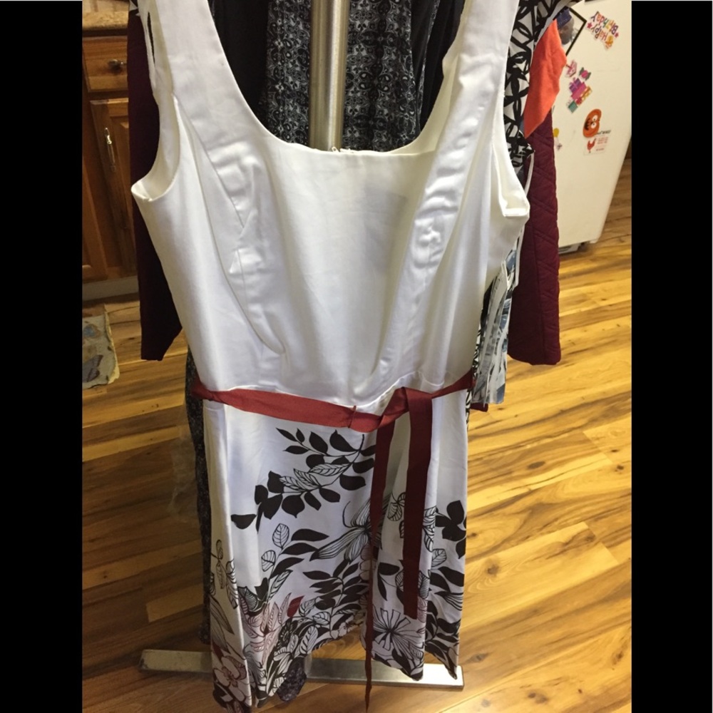 Breakin loose floral dress