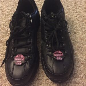 Skechers Work slip resistant wide width sneaker