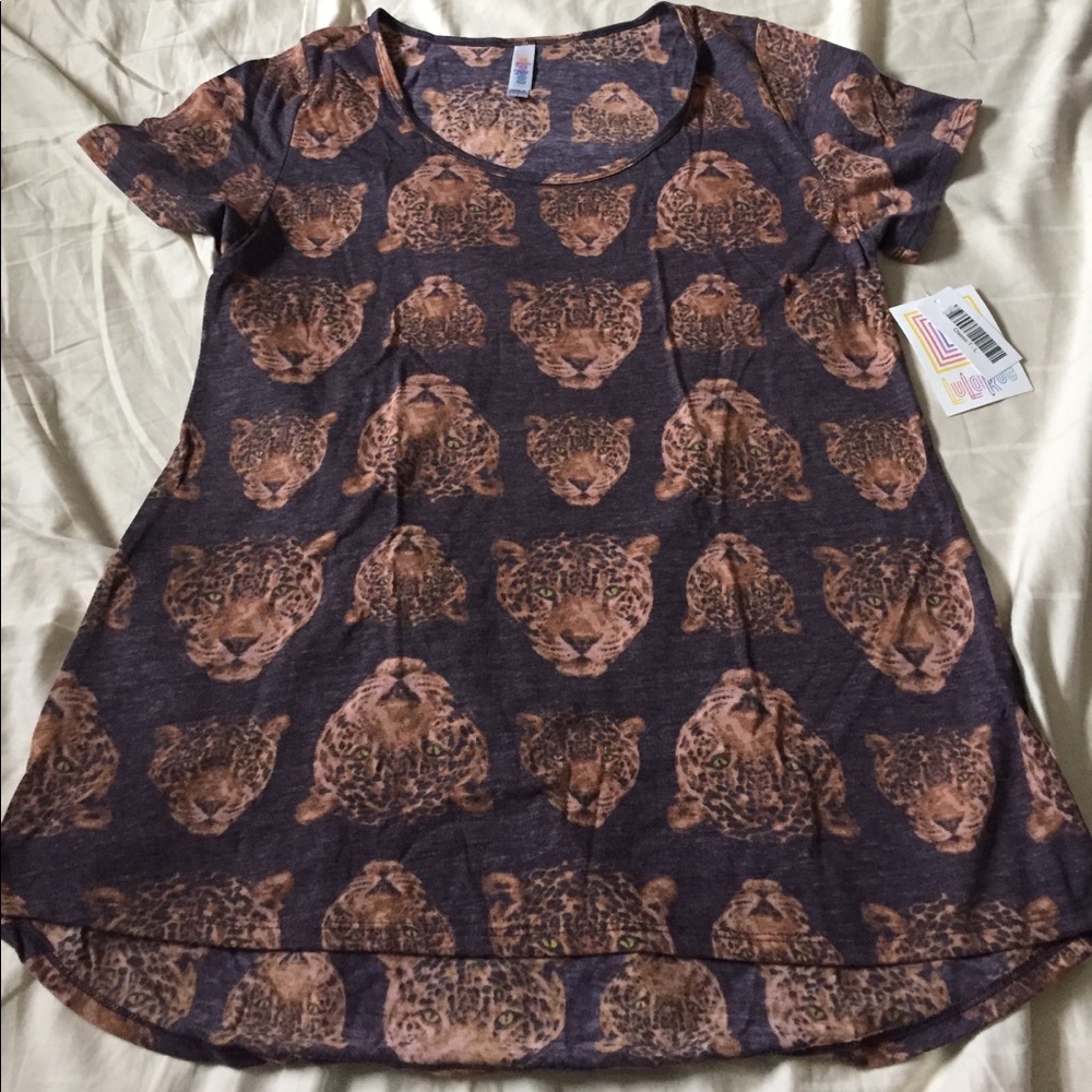 Lularoe Large Classic Tee BNWT Cheetah