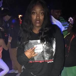 Meet your Posher, Delisha