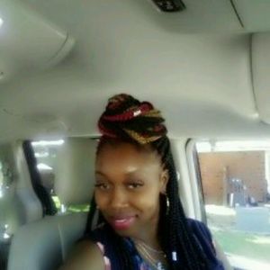 Meet your Posher, Ebony