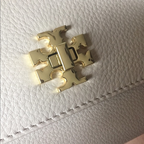 🌟SOLD🌟NWT Tory Burch Mercer Smartphone Wristlet - Picture 4 of 7