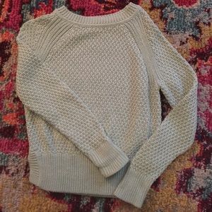 Gap sweater