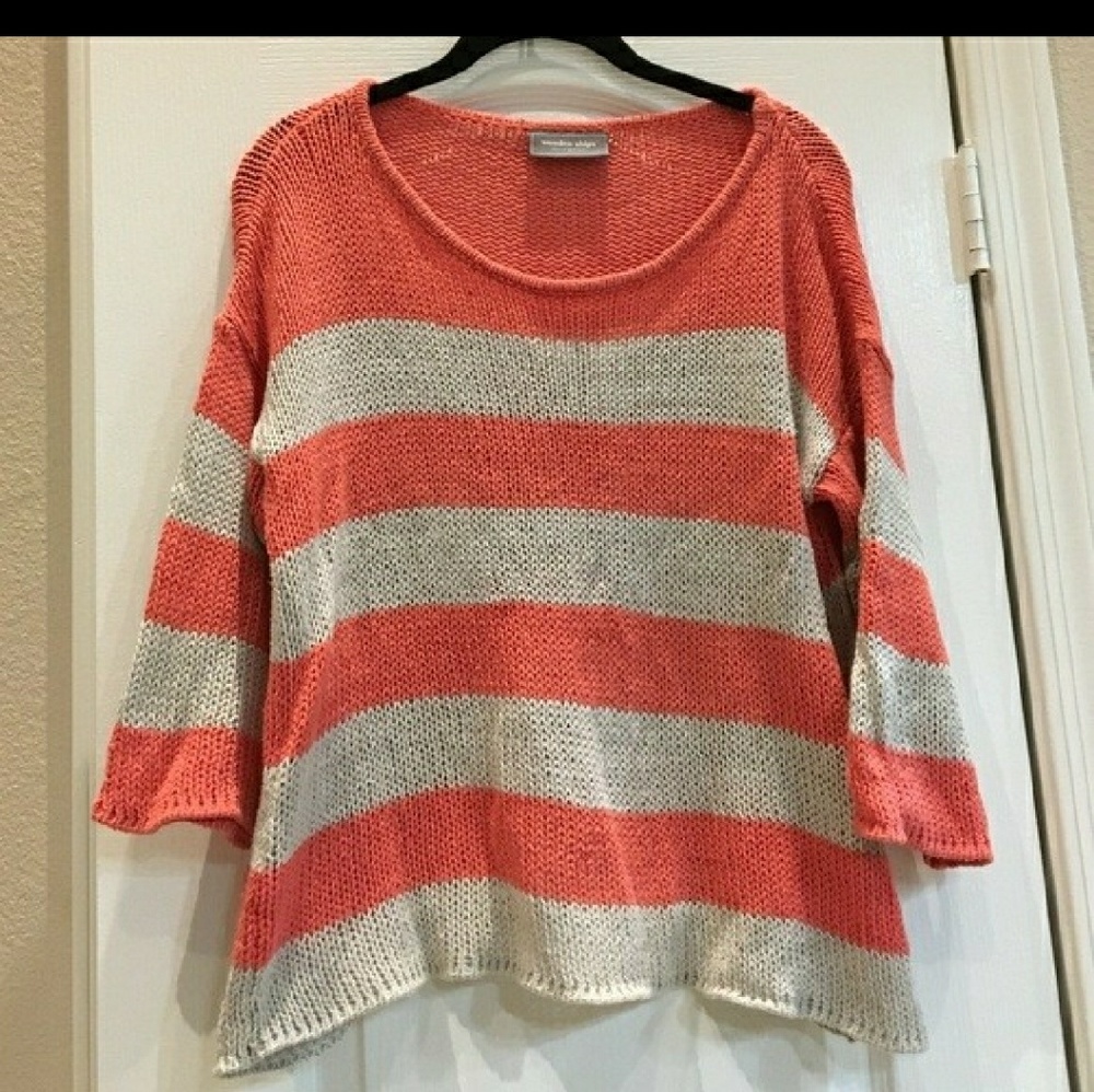 Knit sweater