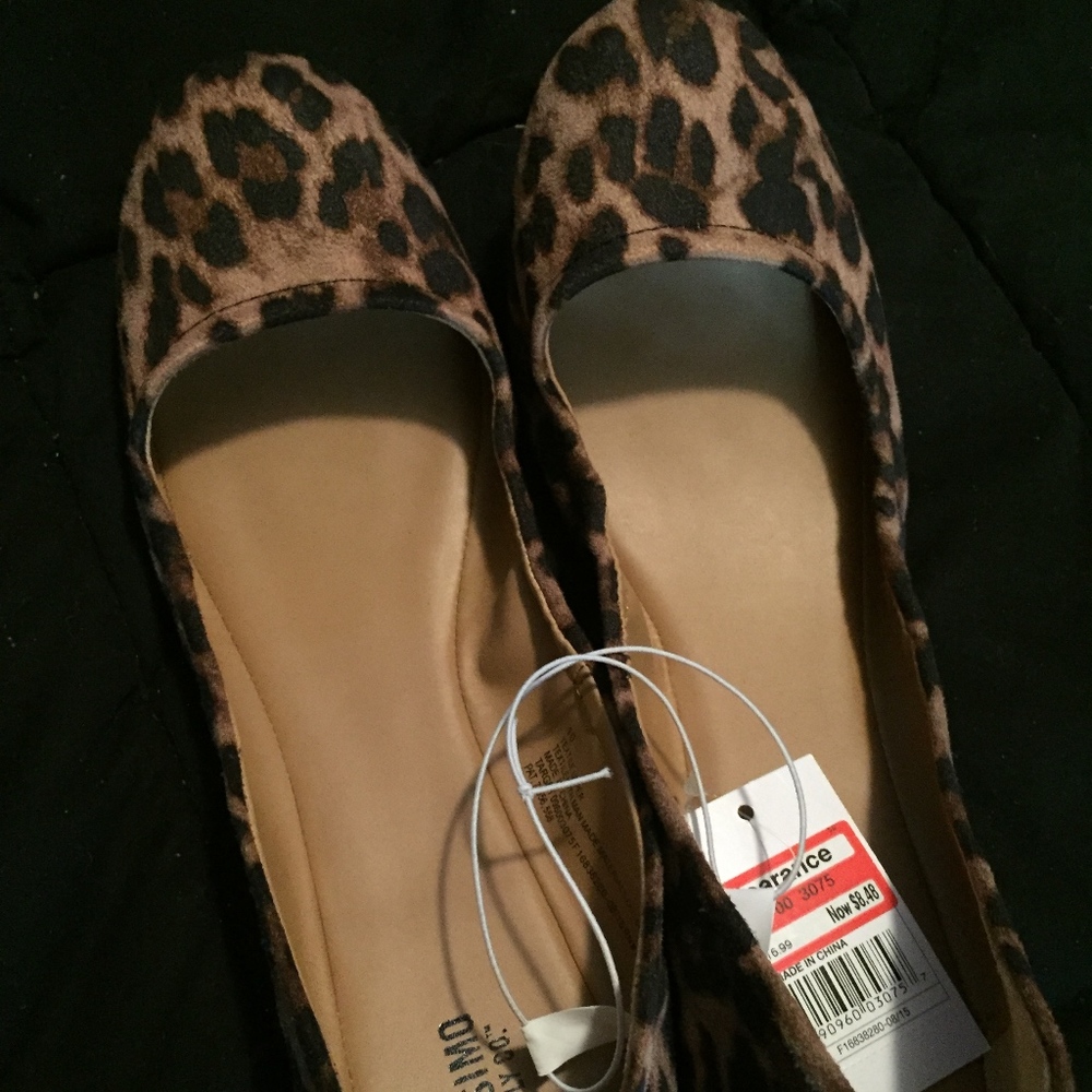 NWT Leopard Print Flats