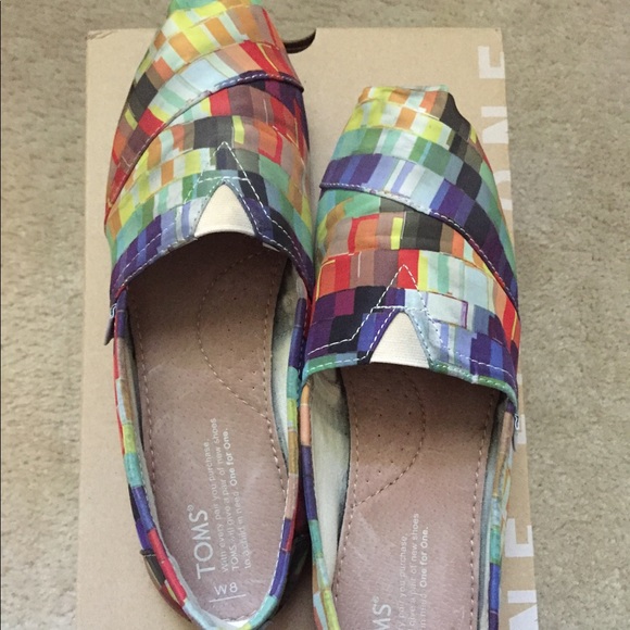 Toms Shoes - Multicolor TOMS🌈