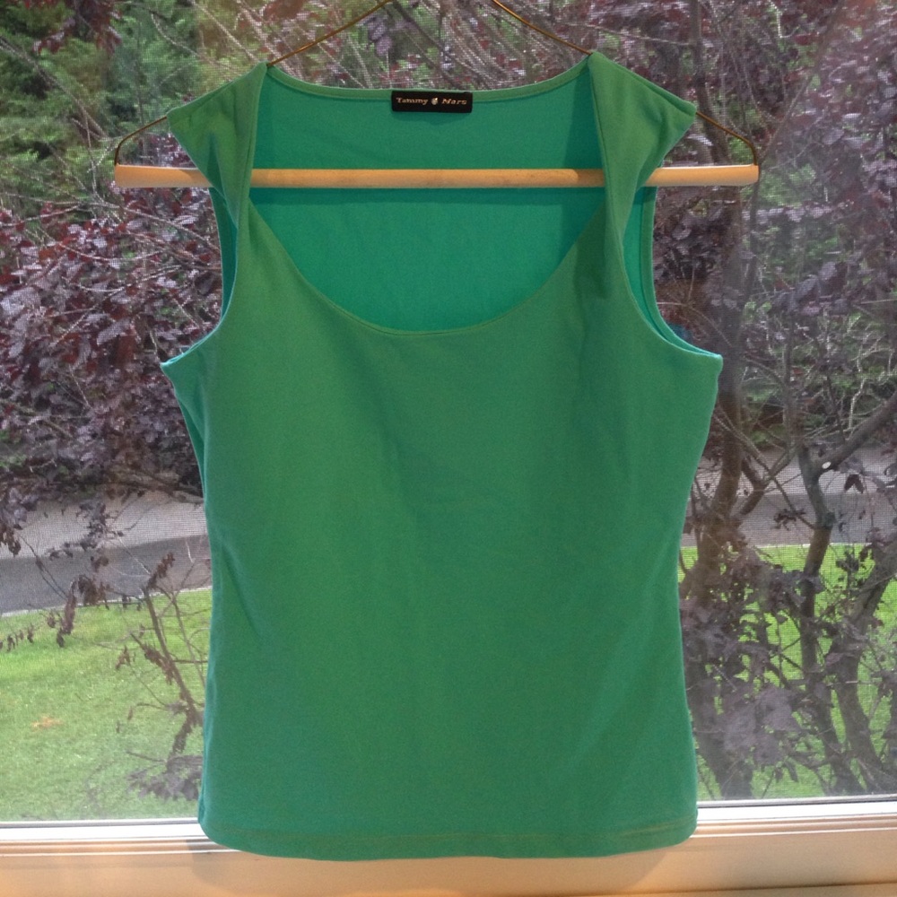 Tammy Mars tank with twisted shoulder