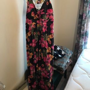 Plus-Size Maxi -Dress