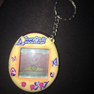 TAMAGOTCHI 🎮 YELLOW WITH BATTERY!