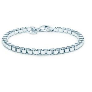 24h FLASH SALE Tiffany Venetian link bracelet