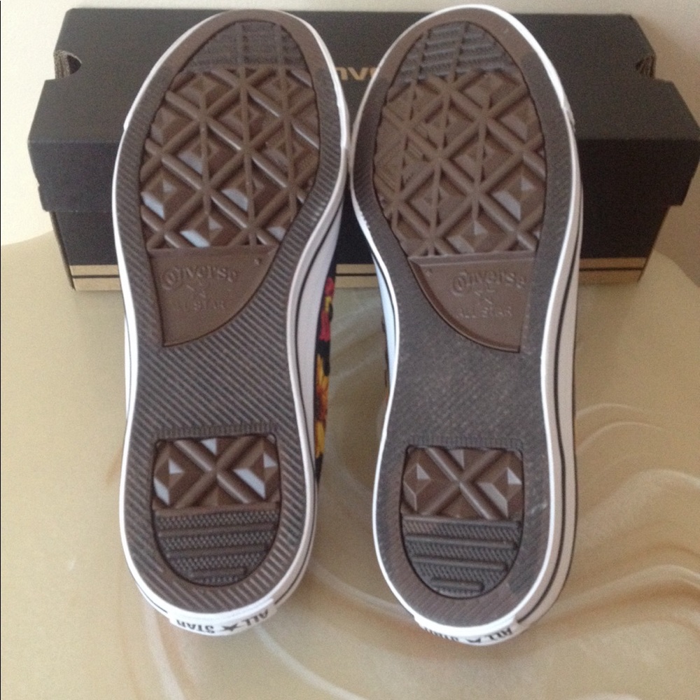 NWT Converse chuck taylor all star low  top - Picture 5 of 7