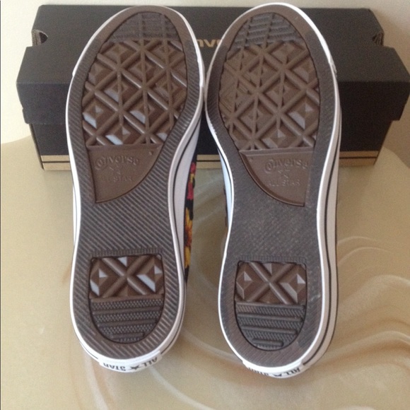 NWT Converse chuck taylor all star low top - Picture 5 of 7