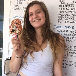 Meet your Posher, Hayley