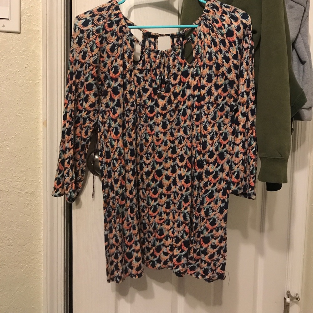 Women's shirt