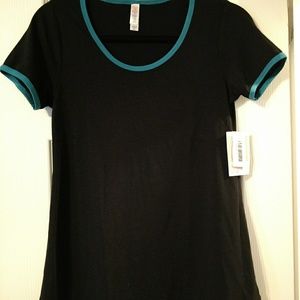 LulaRoe Classic Tee