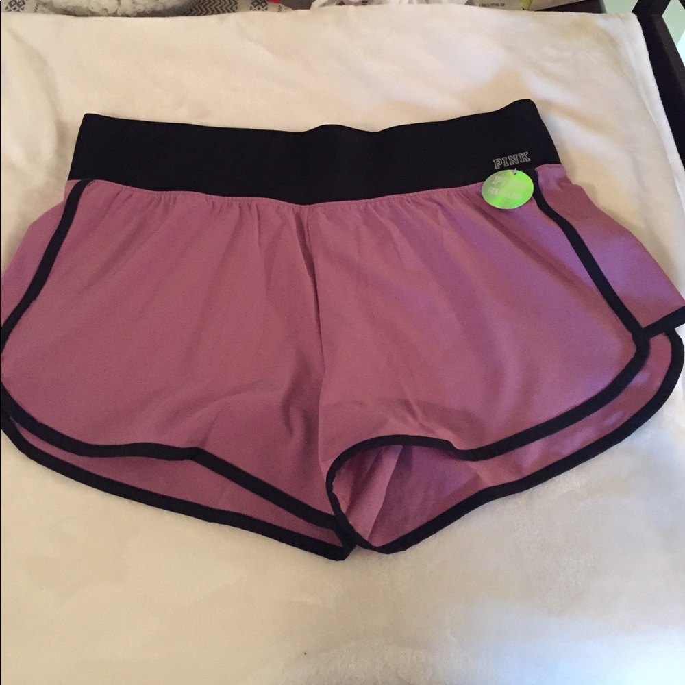 VS pink Ultimate short. Rose color