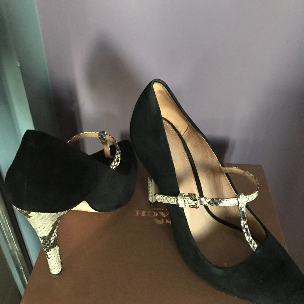 COACH Fulton heel, fall tstrap pumps, snakeskin - Picture 2 of 7