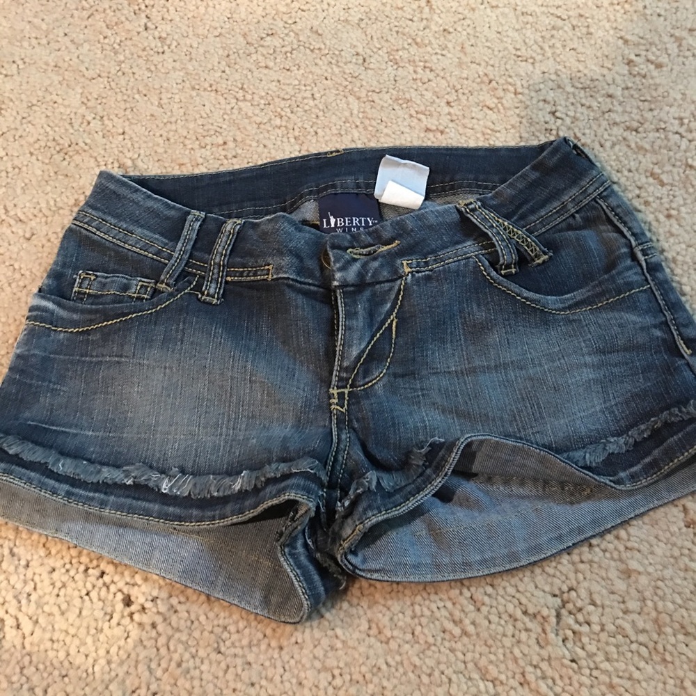 Liberty Wins junior blue jean shorts size 3
