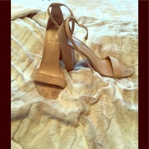 ⭐️Strappy Nude⭐️ ⬇️PRICE DROP⬇️