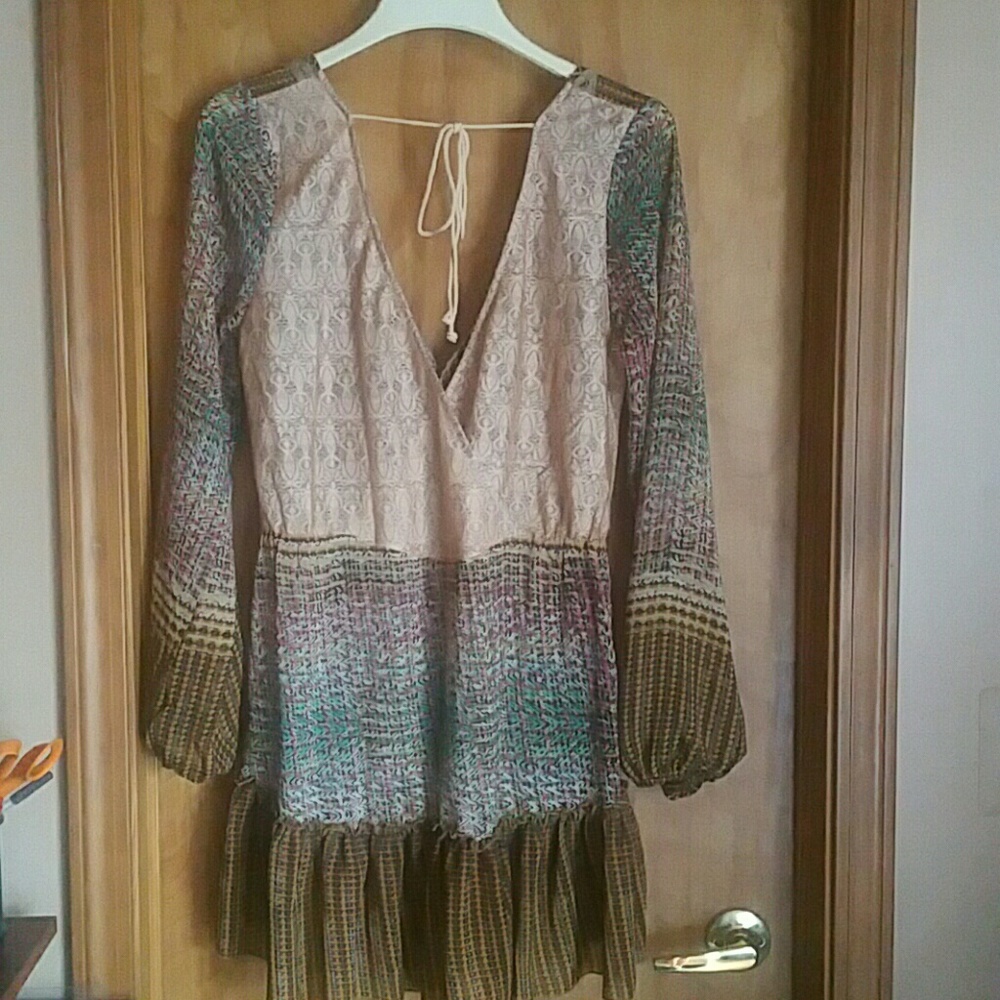 High/Low Hem Top - Picture 3 of 3