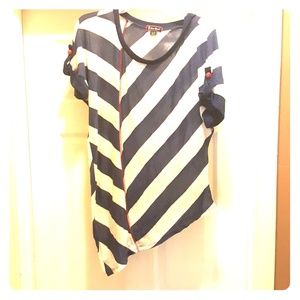 Asymmetrical stripped top