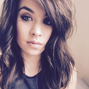 Meet your Posher, Whitney