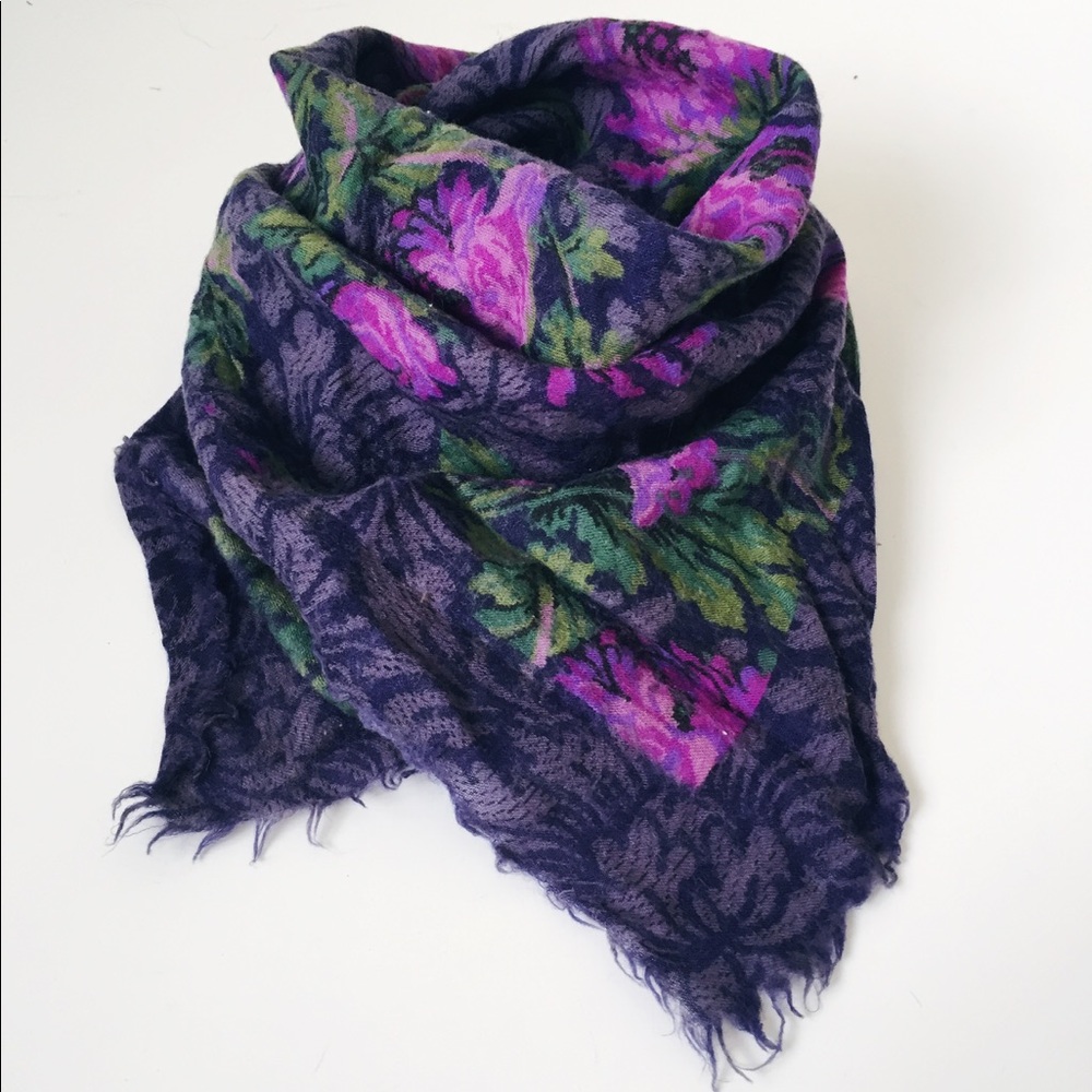 Vintage Floral Wool Scarf