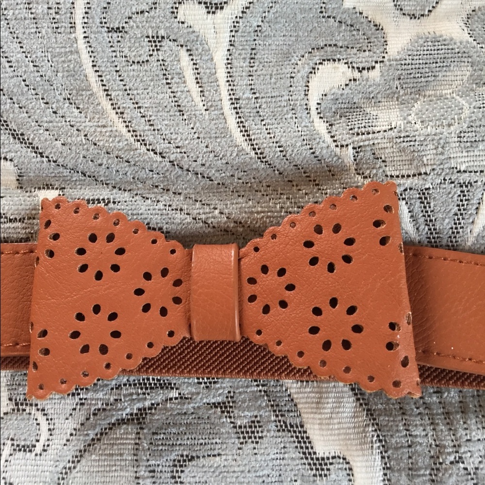Belt - Picture 2 of 3