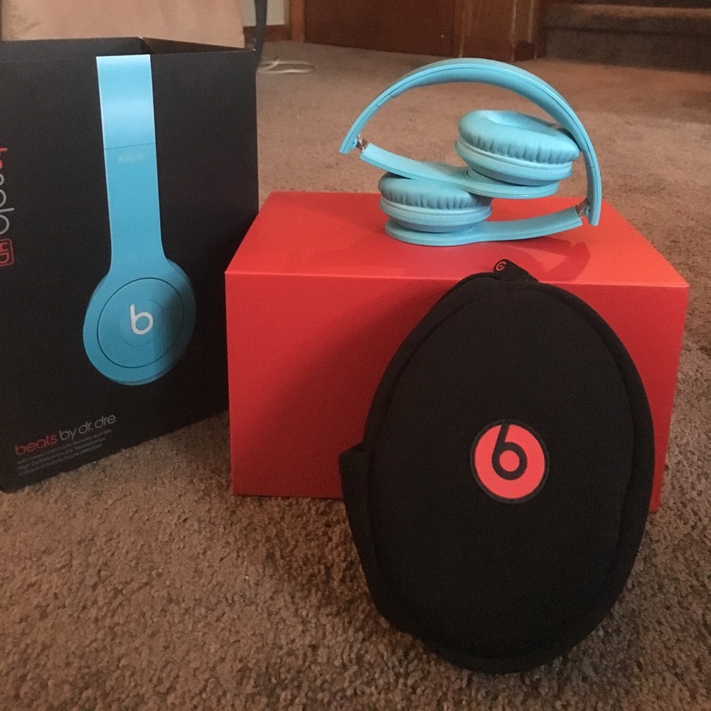 SOLD-Beats by Dre Solo HD