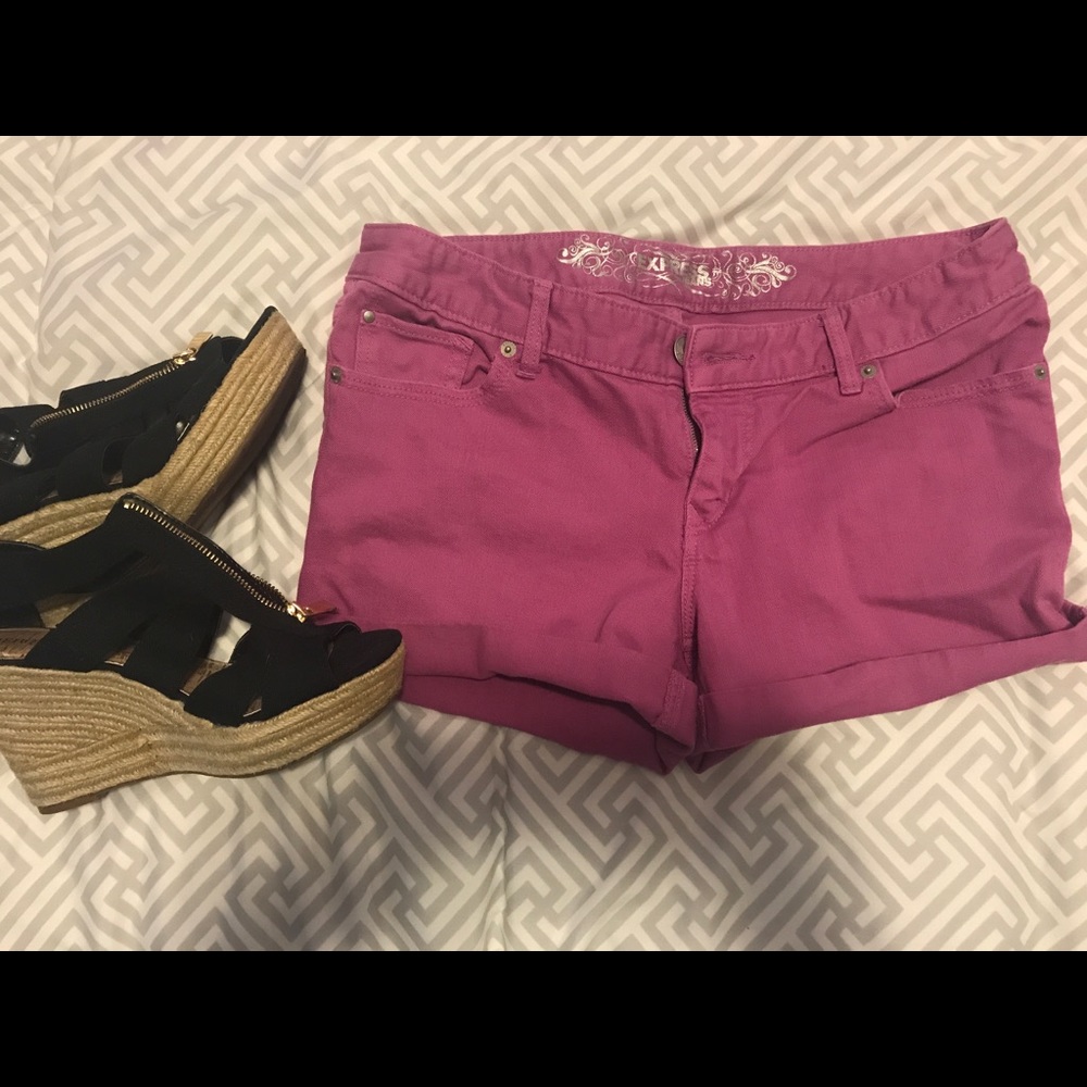 Adorable pink shorts - Express
