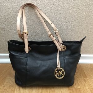 Michael Kors - Black Leather Purse