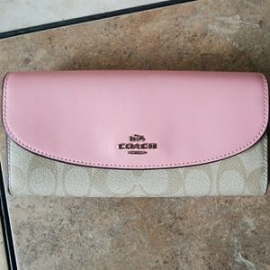 Authentic Coach wallet