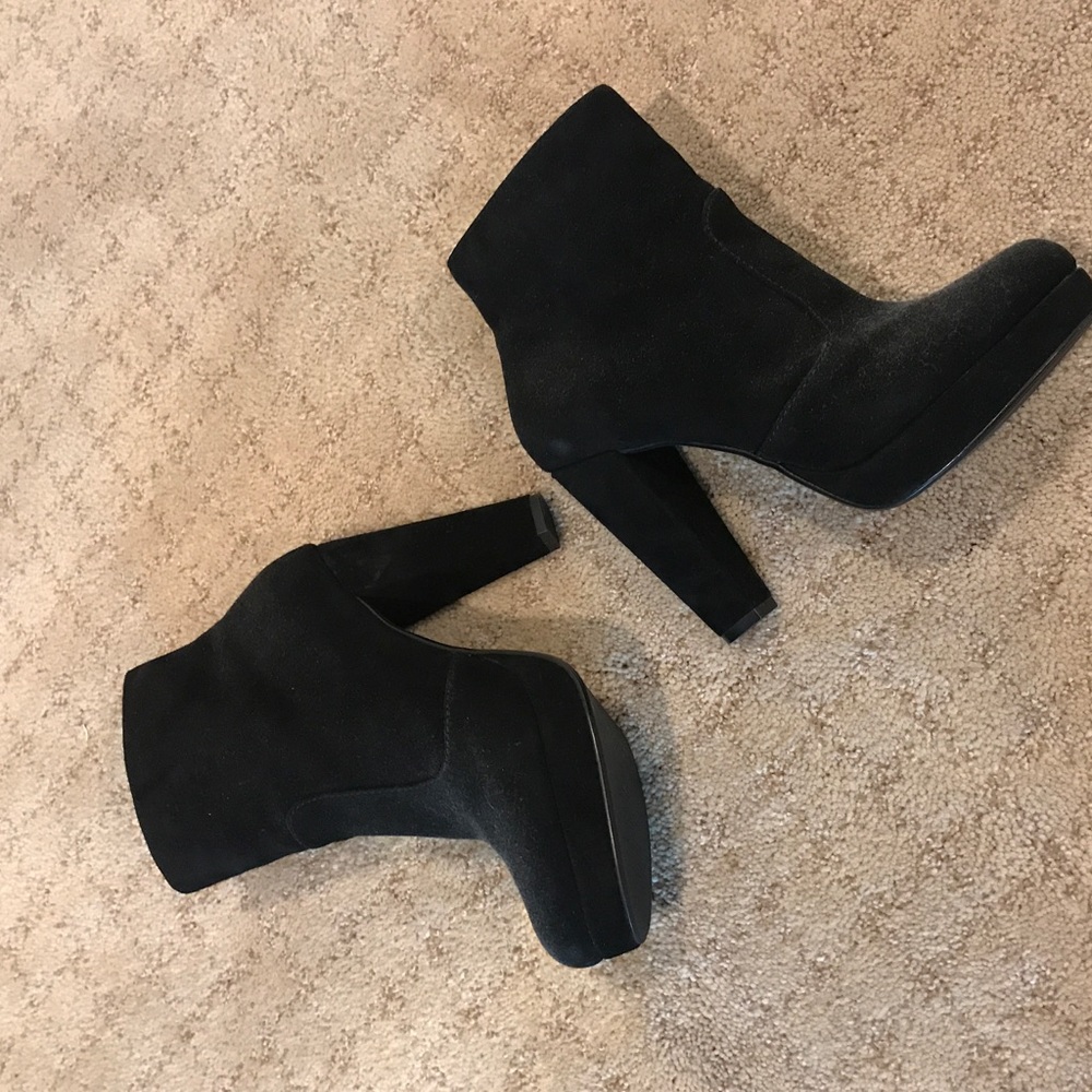 STEVE MADDEN BOOTIES 7.5 size