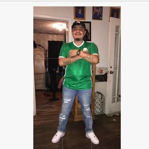 Meet your Posher, Gavino