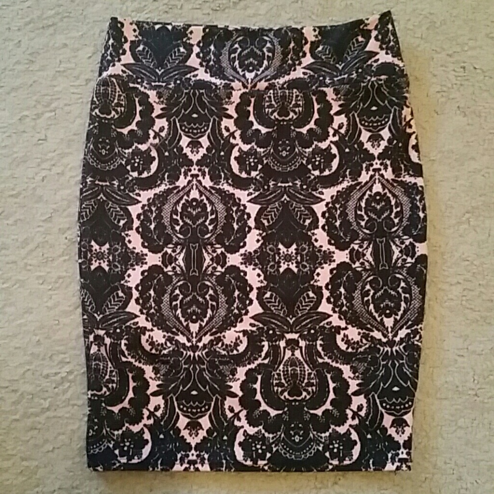 LuLaRoe skirt