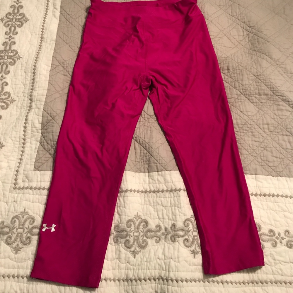 Under Armour capri pants. Hot pink! Size small