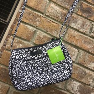 Vera Bradley little cross body in Camocat