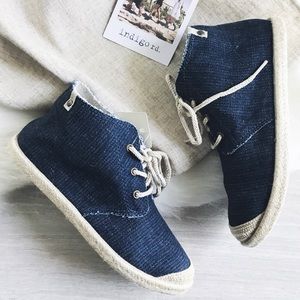 roxy • blue mid-top jute shoes