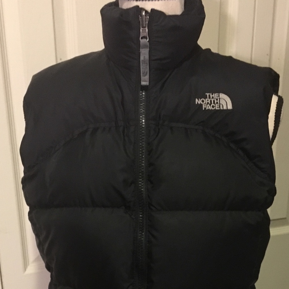 The North Face Down Vest in Black Sz Medium