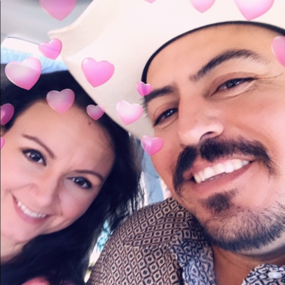 Meet your Posher, Amanda - Picture 4 of 5