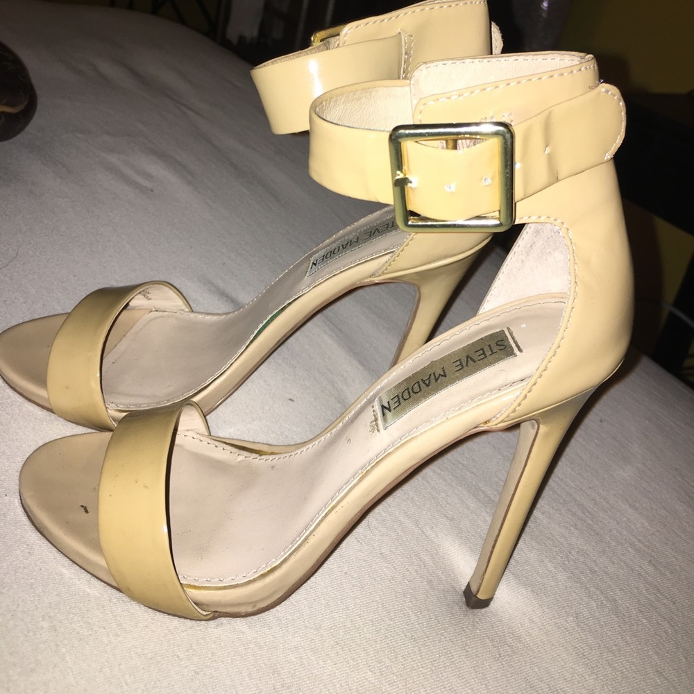 Steve Madden  open toe heels