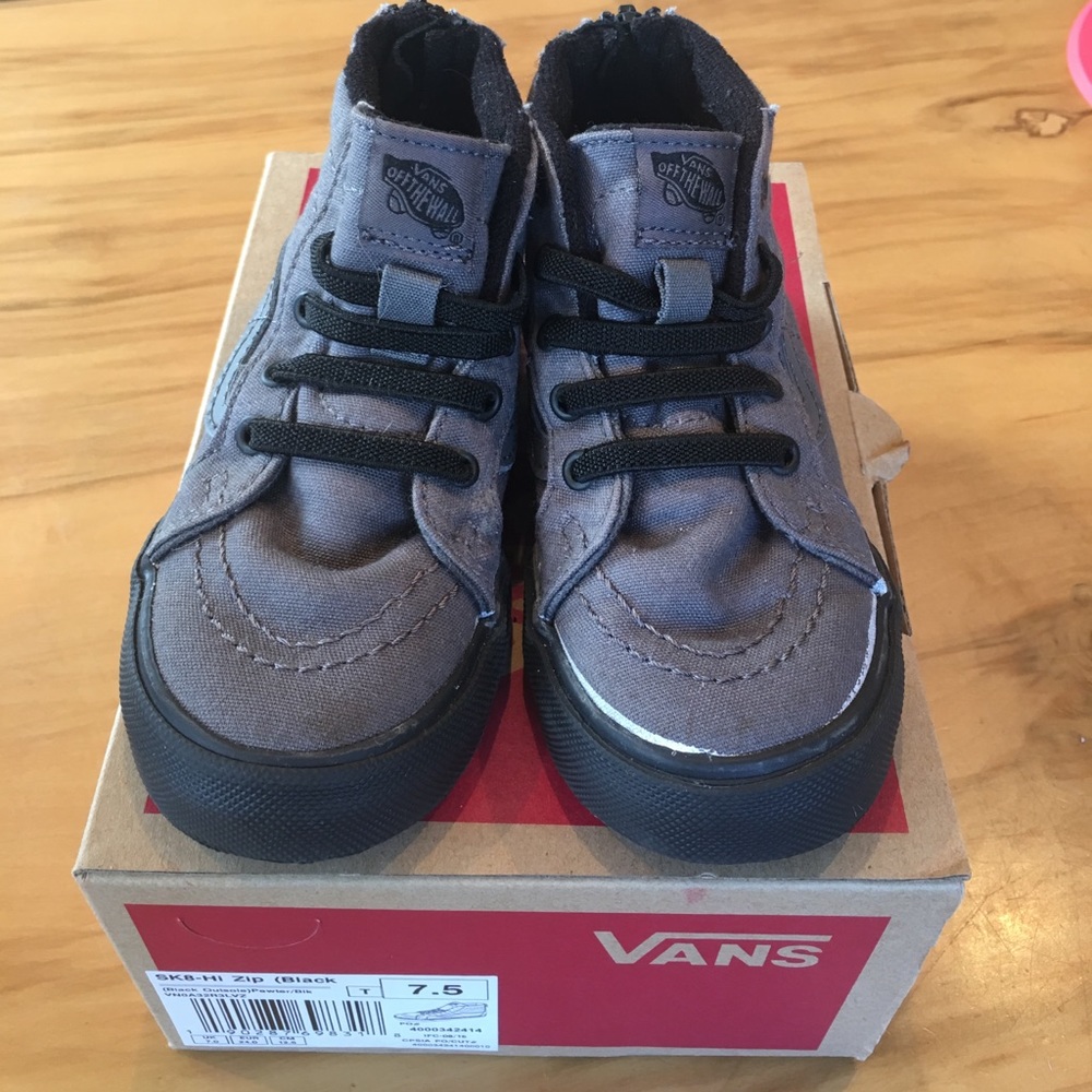 Vans SK8-HI zip high tops pewter/blk size 7.5