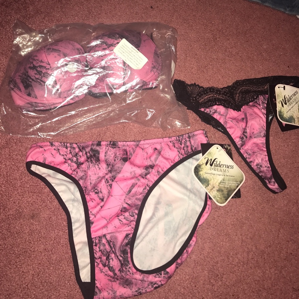 Camouflage lingerie and swimwear