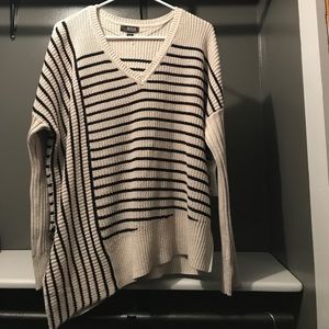 Women's oversized sweater