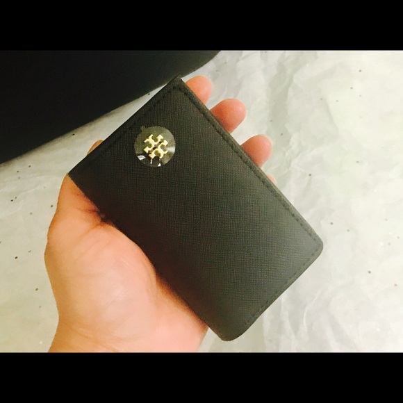 tory burch york key case